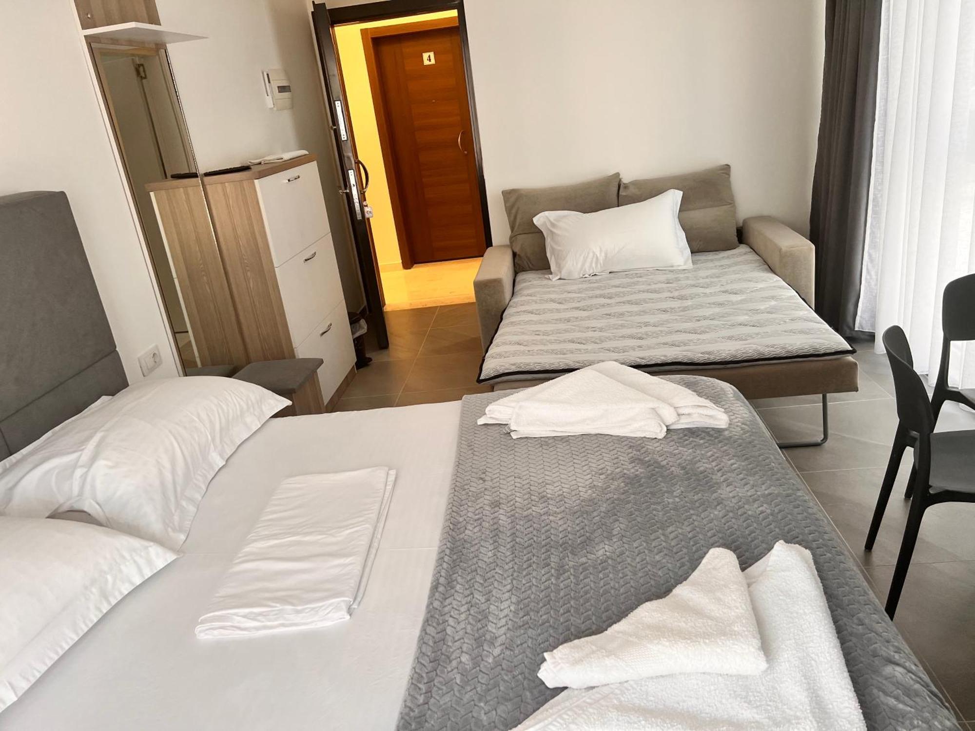 D&D Hotel Shëngjin المظهر الخارجي الصورة